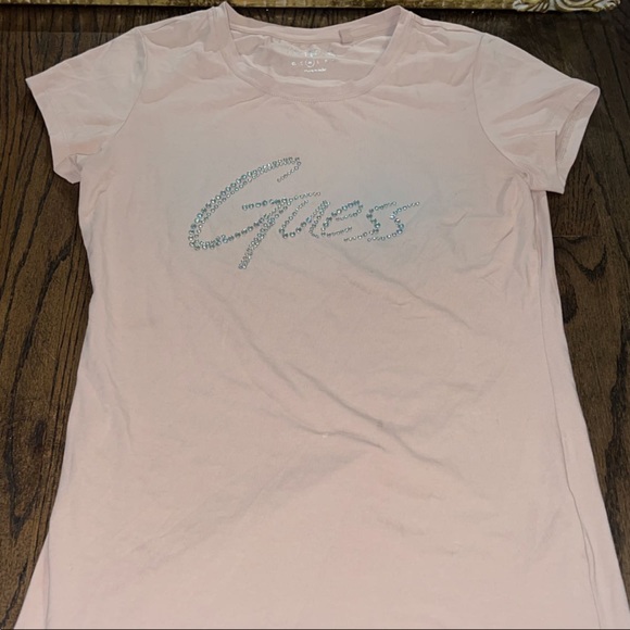 GUESS - Picture 2 of 3